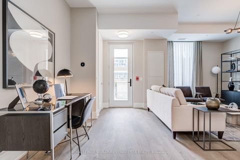 Photo 11 at 107 - 115 Denison Avenue, Chinatown, Toronto