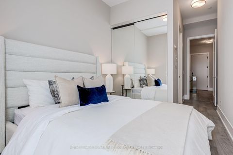 Photo 21 at 107 - 115 Denison Avenue, Chinatown, Toronto