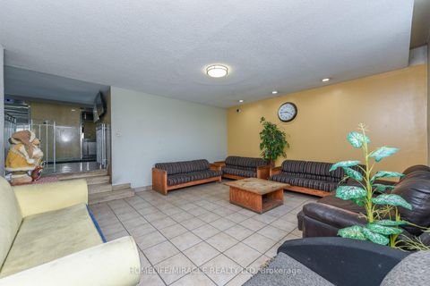 Photo 8 at 1910 - 2645 Kipling Avenue, Jamestown, Toronto