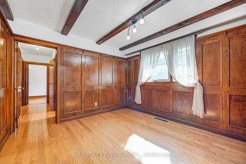 Photo 11 at 260 Moore Park Avenue, Newtonbrook West, Toronto