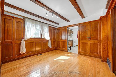 Photo 12 at 260 Moore Park Avenue, Newtonbrook West, Toronto