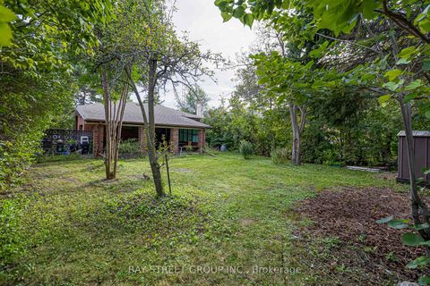 Photo 40 at 260 Moore Park Avenue, Newtonbrook West, Toronto