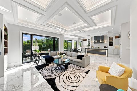 Photo 12 at 209 Sussex Avenue, Harding, Richmond Hill