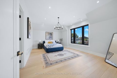 Photo 28 at 209 Sussex Avenue, Harding, Richmond Hill