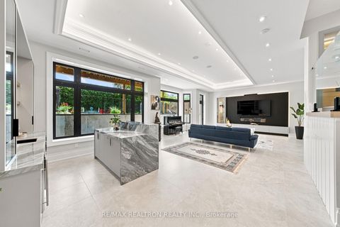 Photo 37 at 209 Sussex Avenue, Harding, Richmond Hill
