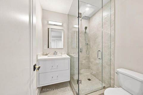 Photo 42 at 209 Sussex Avenue, Harding, Richmond Hill