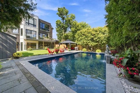 Photo 46 at 209 Sussex Avenue, Harding, Richmond Hill