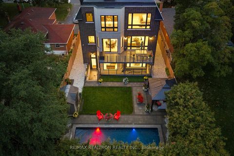Photo 48 at 209 Sussex Avenue, Harding, Richmond Hill
