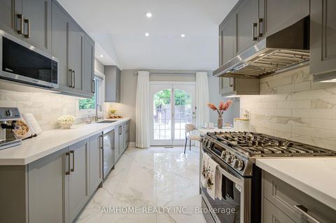 Photo 13 at 83 Houseman Crescent, North Richvale, Richmond Hill