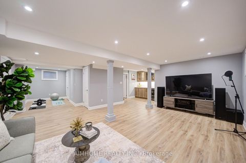 Photo 32 at 83 Houseman Crescent, North Richvale, Richmond Hill