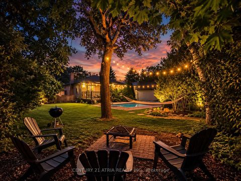 Photo 2 at 64 Cartier Crescent, Crosby, Richmond Hill