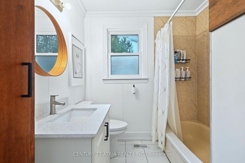 Photo 15 at 64 Cartier Crescent, Crosby, Richmond Hill