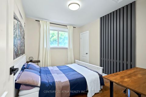 Photo 19 at 64 Cartier Crescent, Crosby, Richmond Hill