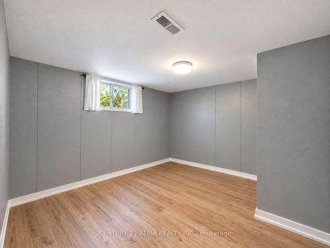 Photo 40 at 64 Cartier Crescent, Crosby, Richmond Hill