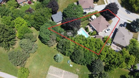 Photo 43 at 64 Cartier Crescent, Crosby, Richmond Hill