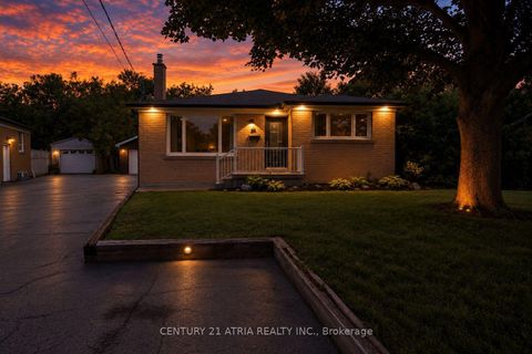 Photo 46 at 64 Cartier Crescent, Crosby, Richmond Hill