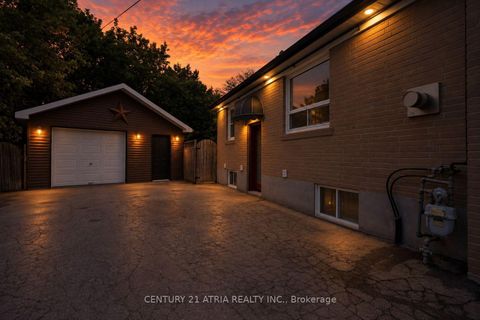 Photo 47 at 64 Cartier Crescent, Crosby, Richmond Hill
