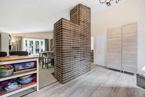 Photo 14 at 5 Benfrisco Crescent, Woburn, Toronto