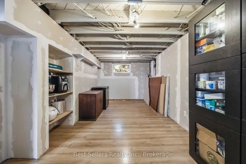Photo 22 at 5 Benfrisco Crescent, Woburn, Toronto