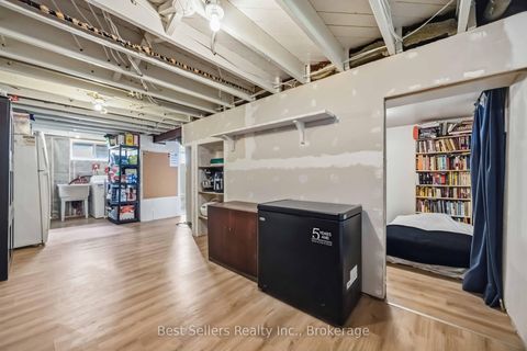 Photo 23 at 5 Benfrisco Crescent, Woburn, Toronto