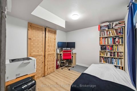 Photo 24 at 5 Benfrisco Crescent, Woburn, Toronto