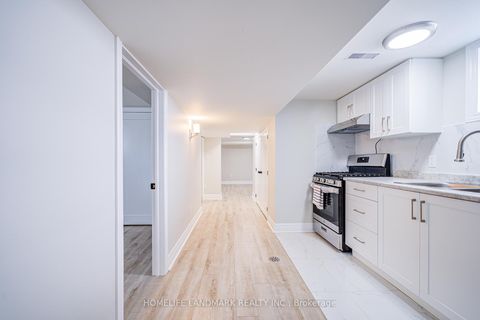 Photo 34 at 64 Laurel Avenue, Kennedy Park, Toronto