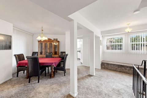 Photo 14 at 10 TURRET HILLWAY Way, Hillcrest Village, Toronto