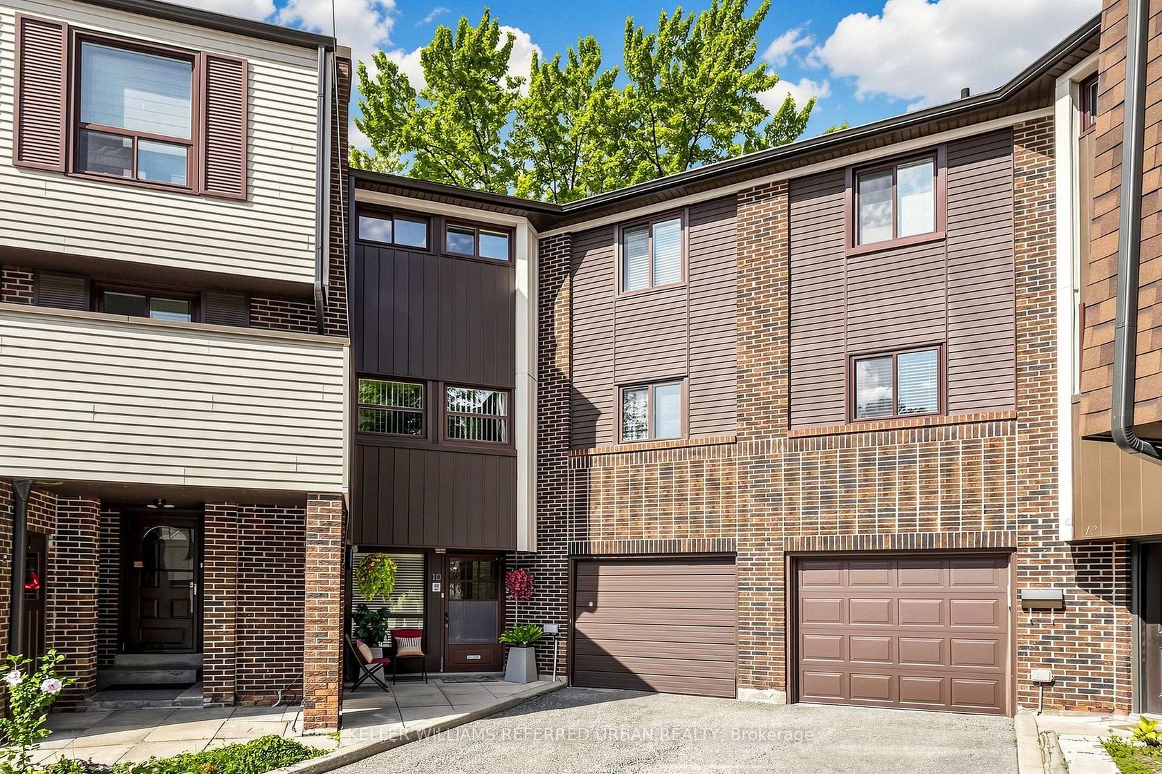 10 TURRET HILLWAY Way, Hillcrest Village, Toronto 