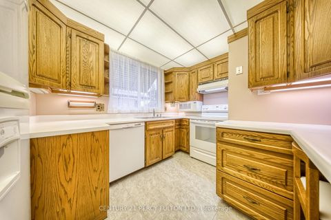 Photo 11 at 13 Graylee Avenue, Eglinton East, Toronto