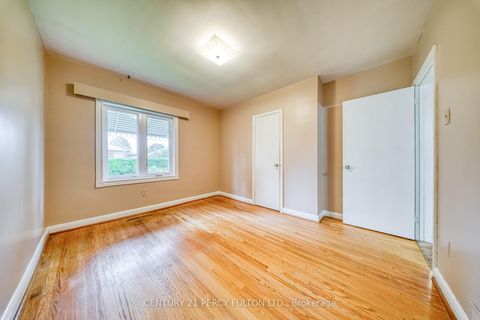 Photo 13 at 13 Graylee Avenue, Eglinton East, Toronto