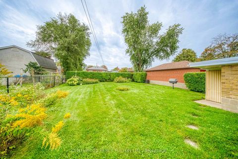 Photo 32 at 13 Graylee Avenue, Eglinton East, Toronto