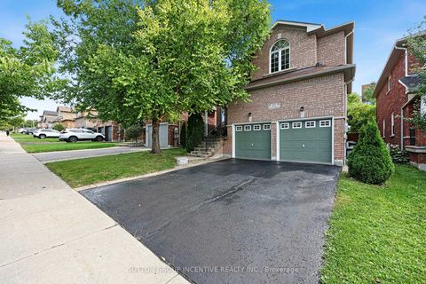 Photo 1 at 23 Prince Of Wales Drive, Shore, Barrie