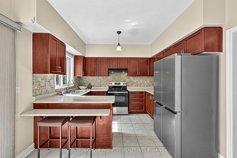 Photo 6 at 23 Prince Of Wales Drive, Shore, Barrie
