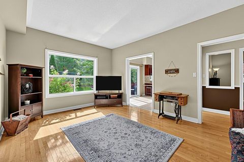 Photo 11 at 23 Prince Of Wales Drive, Shore, Barrie
