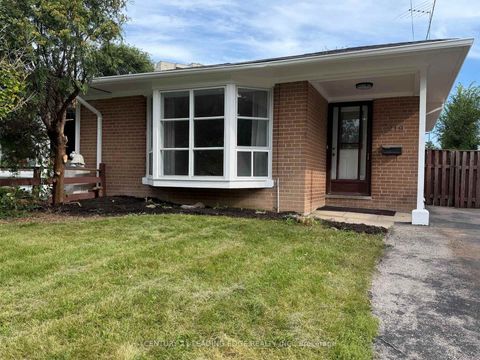 Photo 1 at 219 Lynedock Crescent, Donalda, Toronto