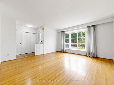 Photo 5 at 219 Lynedock Crescent, Donalda, Toronto