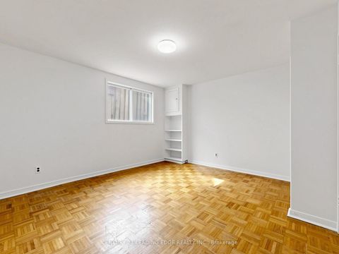 Photo 17 at 219 Lynedock Crescent, Donalda, Toronto