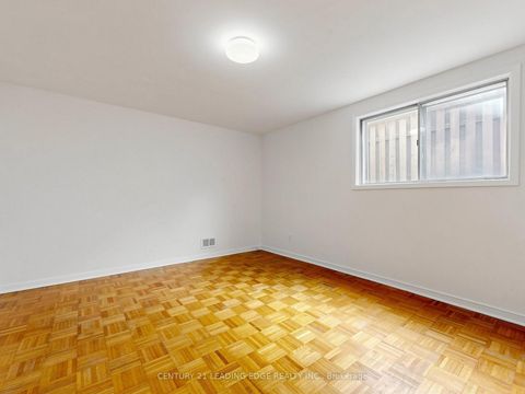 Photo 18 at 219 Lynedock Crescent, Donalda, Toronto
