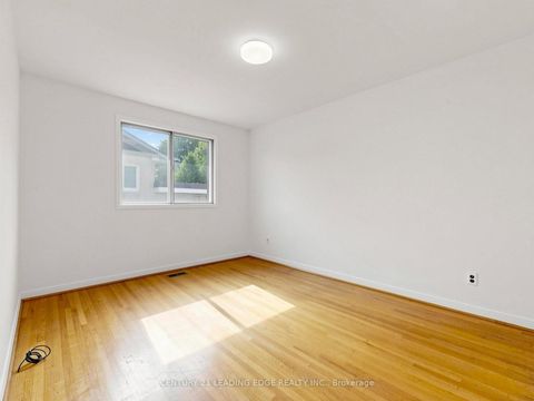 Photo 23 at 219 Lynedock Crescent, Donalda, Toronto