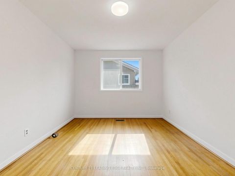 Photo 24 at 219 Lynedock Crescent, Donalda, Toronto