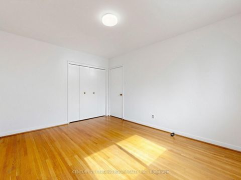 Photo 26 at 219 Lynedock Crescent, Donalda, Toronto