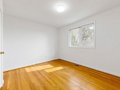 Photo 31 at 219 Lynedock Crescent, Donalda, Toronto