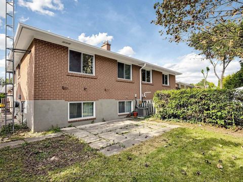 Photo 34 at 219 Lynedock Crescent, Donalda, Toronto