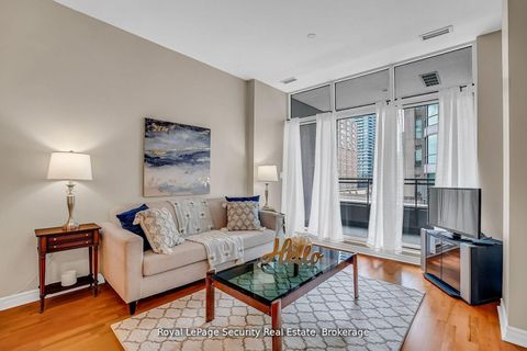 Photo 12 at 403 - 980 Yonge Street, Annex, Toronto