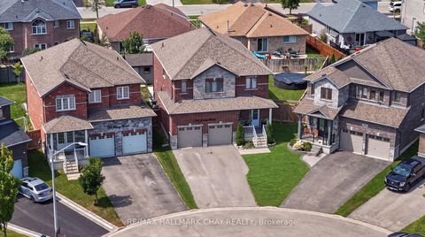 Photo 1 at 36 Lowry Court, Edgehill Drive, Barrie