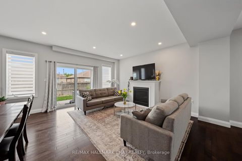 Photo 9 at 36 Lowry Court, Edgehill Drive, Barrie