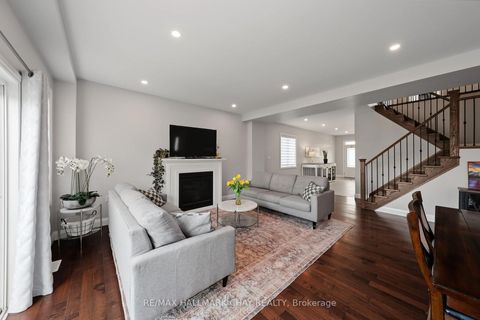 Photo 10 at 36 Lowry Court, Edgehill Drive, Barrie