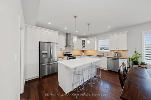 Photo 14 at 36 Lowry Court, Edgehill Drive, Barrie
