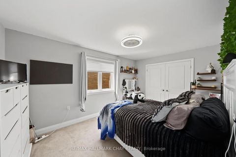 Photo 30 at 36 Lowry Court, Edgehill Drive, Barrie