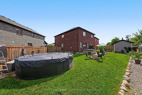 Photo 33 at 36 Lowry Court, Edgehill Drive, Barrie